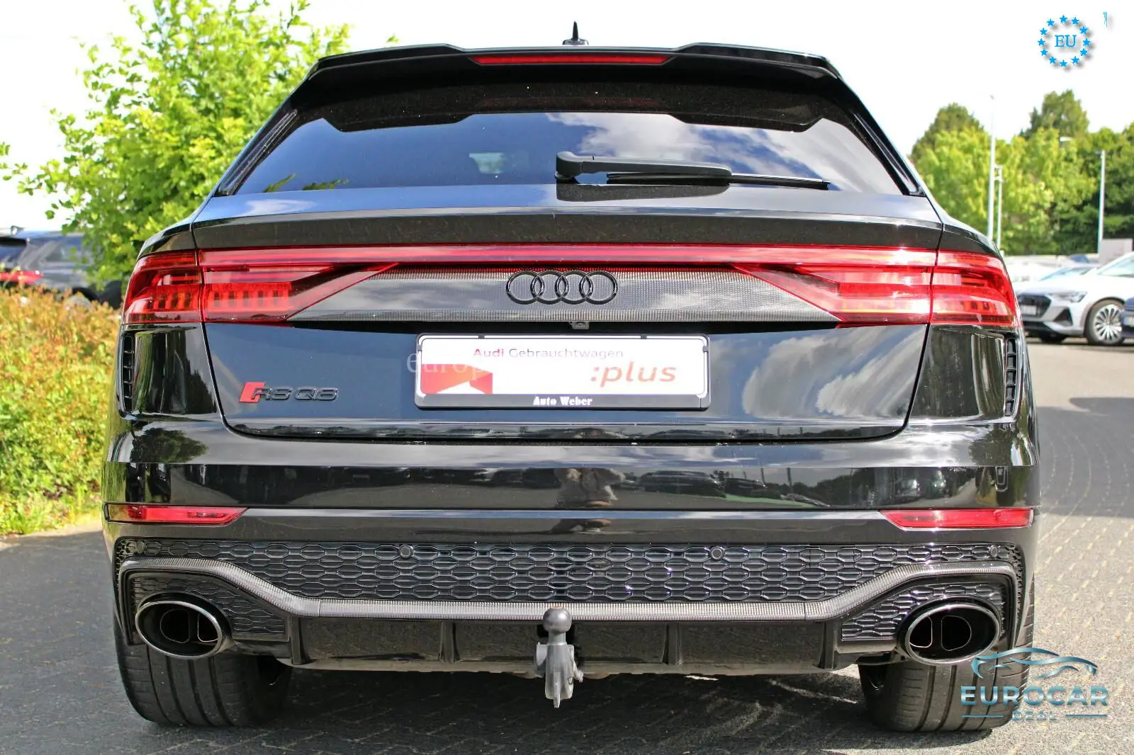 Audi RSQ8