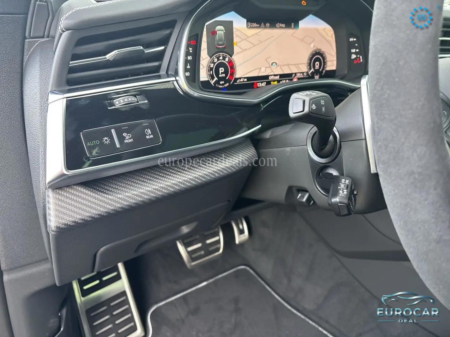 Audi RSQ8