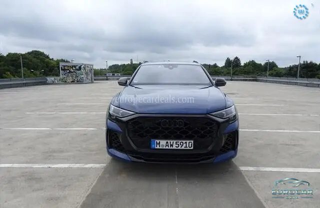 Audi RSQ8
