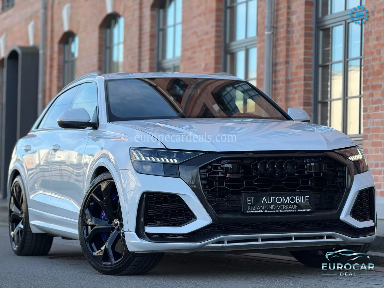 Audi RSQ8