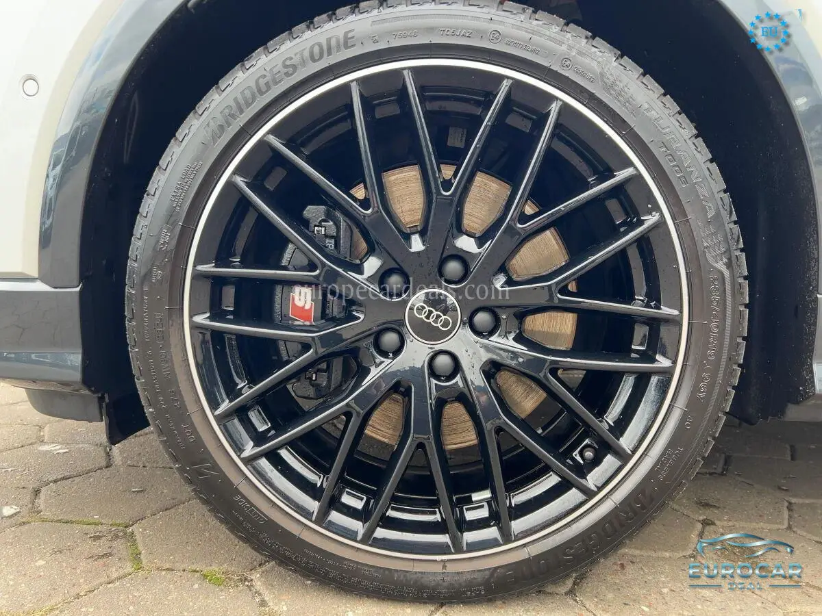 Audi SQ2