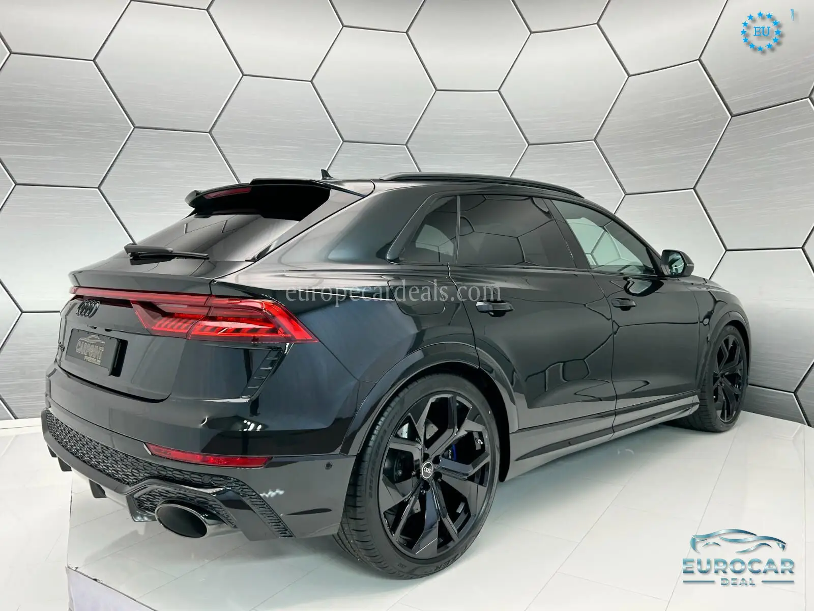 Audi RSQ8