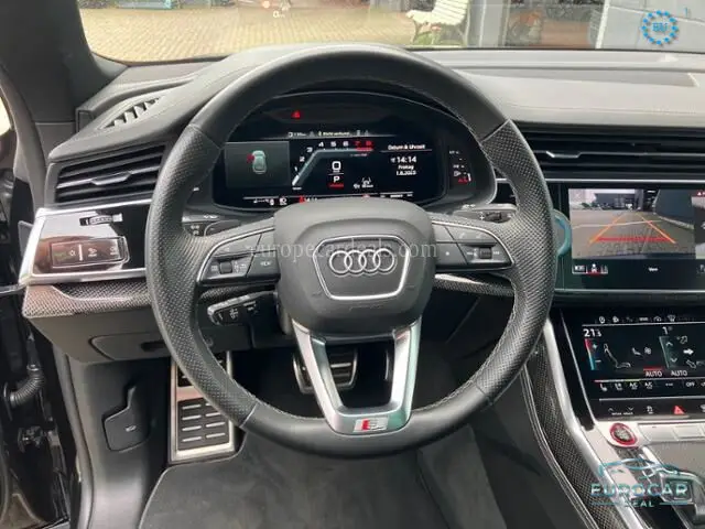 Audi SQ8