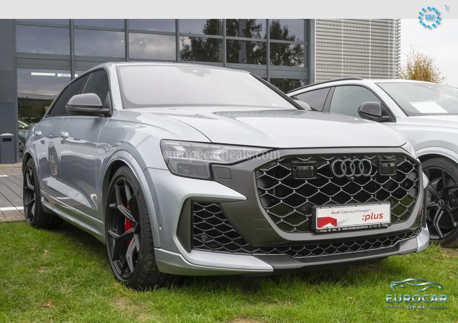 Audi RSQ8