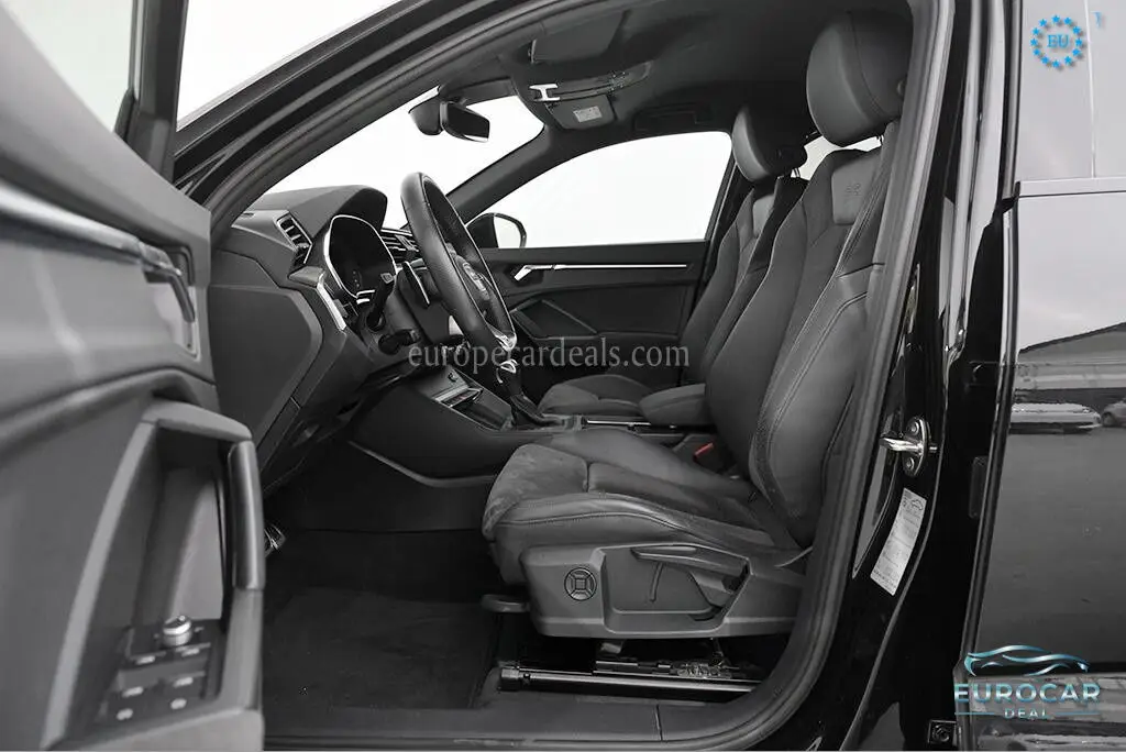 Audi RSQ3