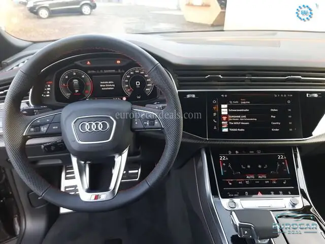 Audi Q8