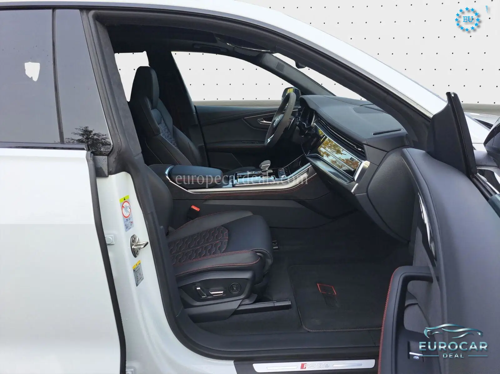 Audi RSQ8