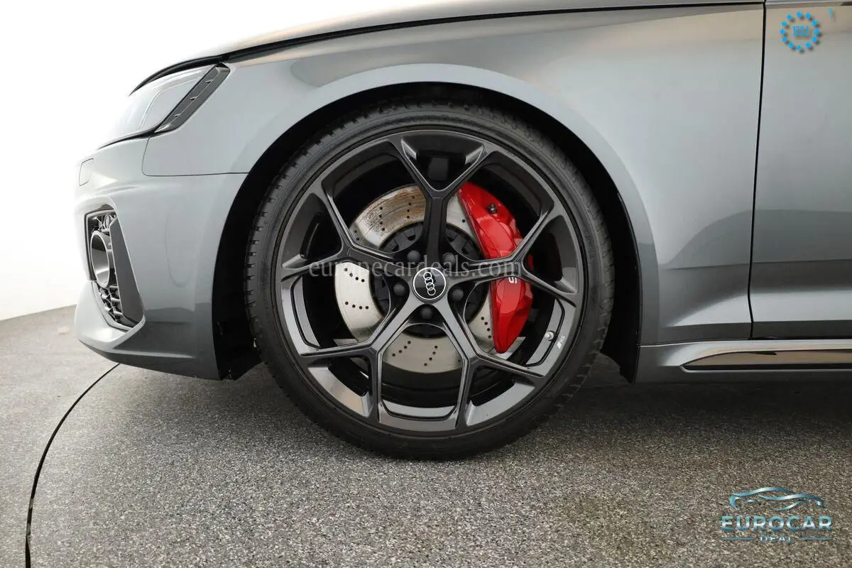 Audi RS4