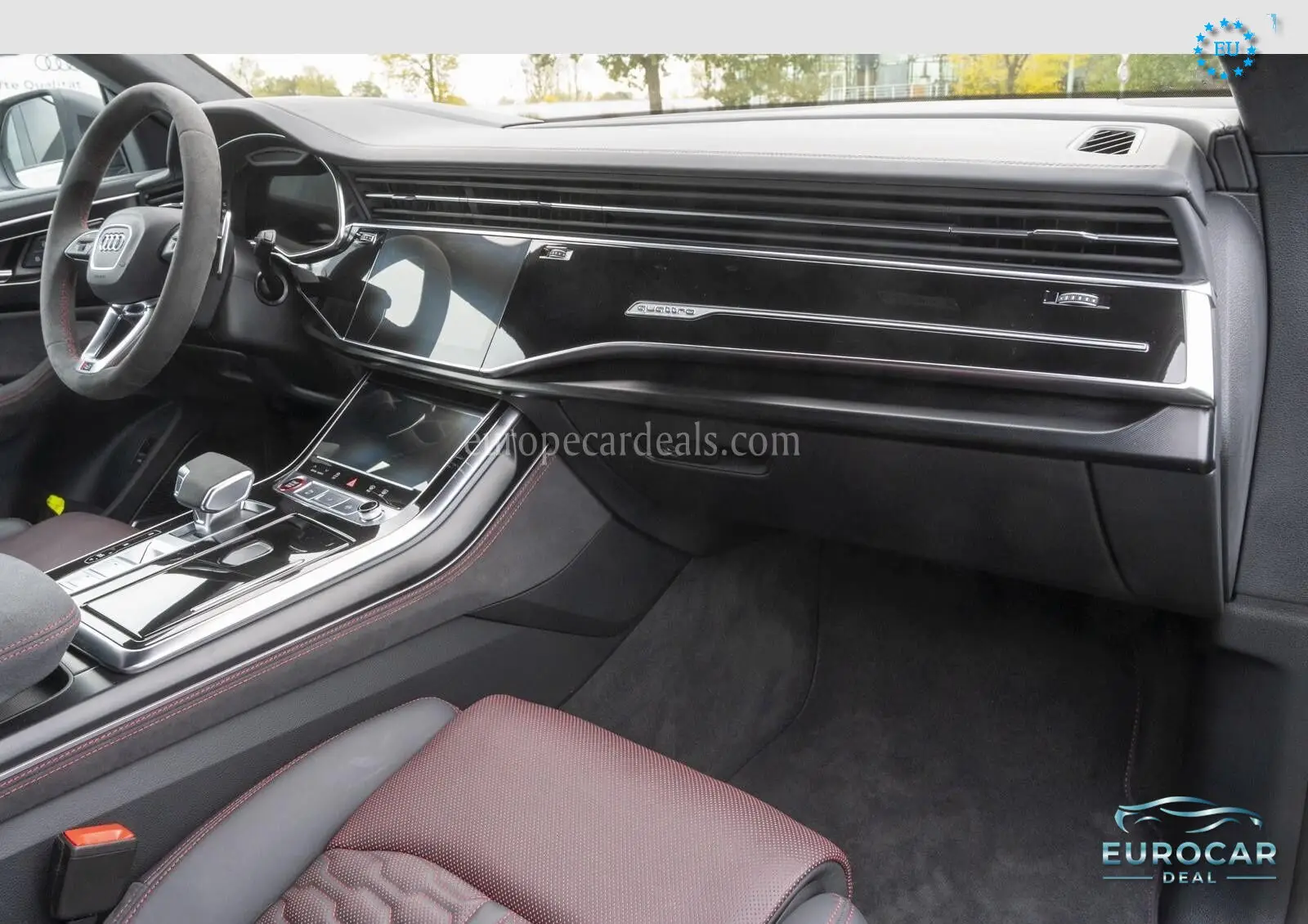 Audi RSQ8