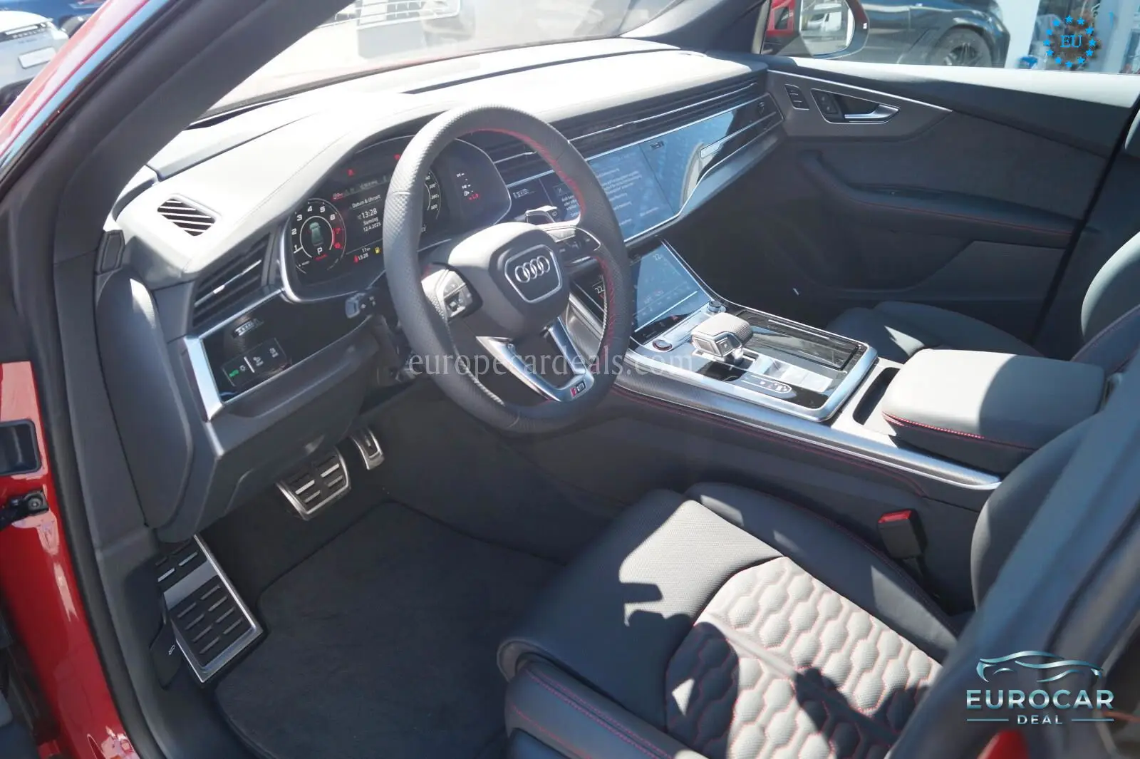 Audi RSQ8