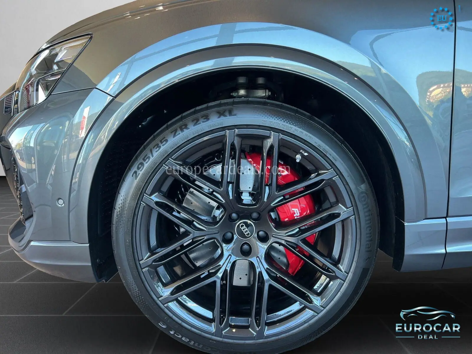 Audi RSQ8