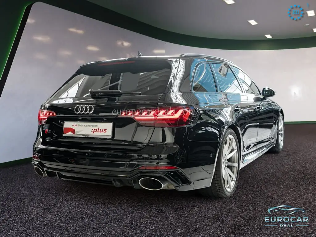 Audi RS4