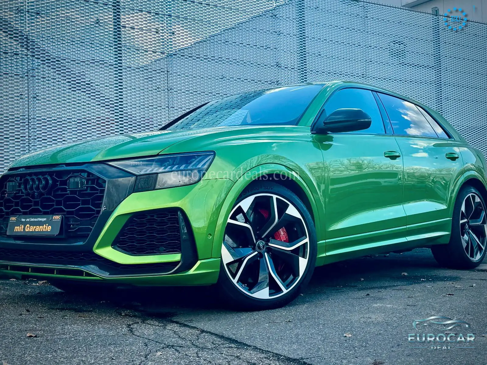 Audi RSQ8