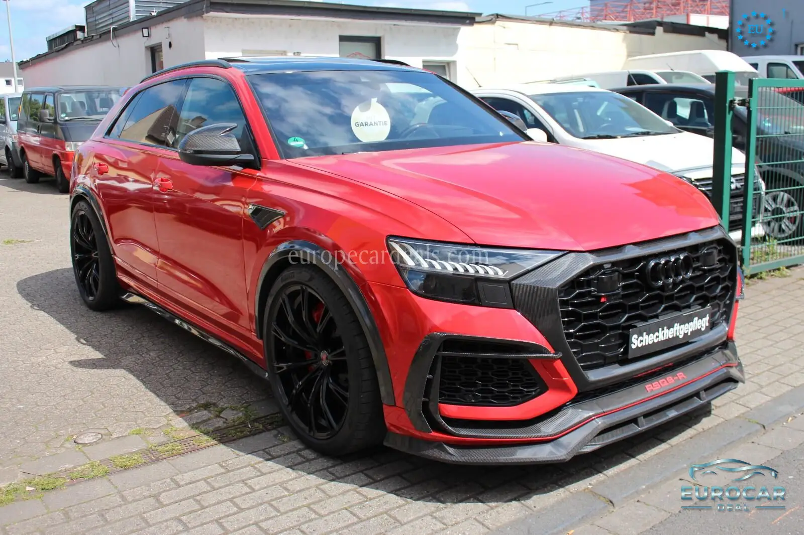 Audi RSQ8