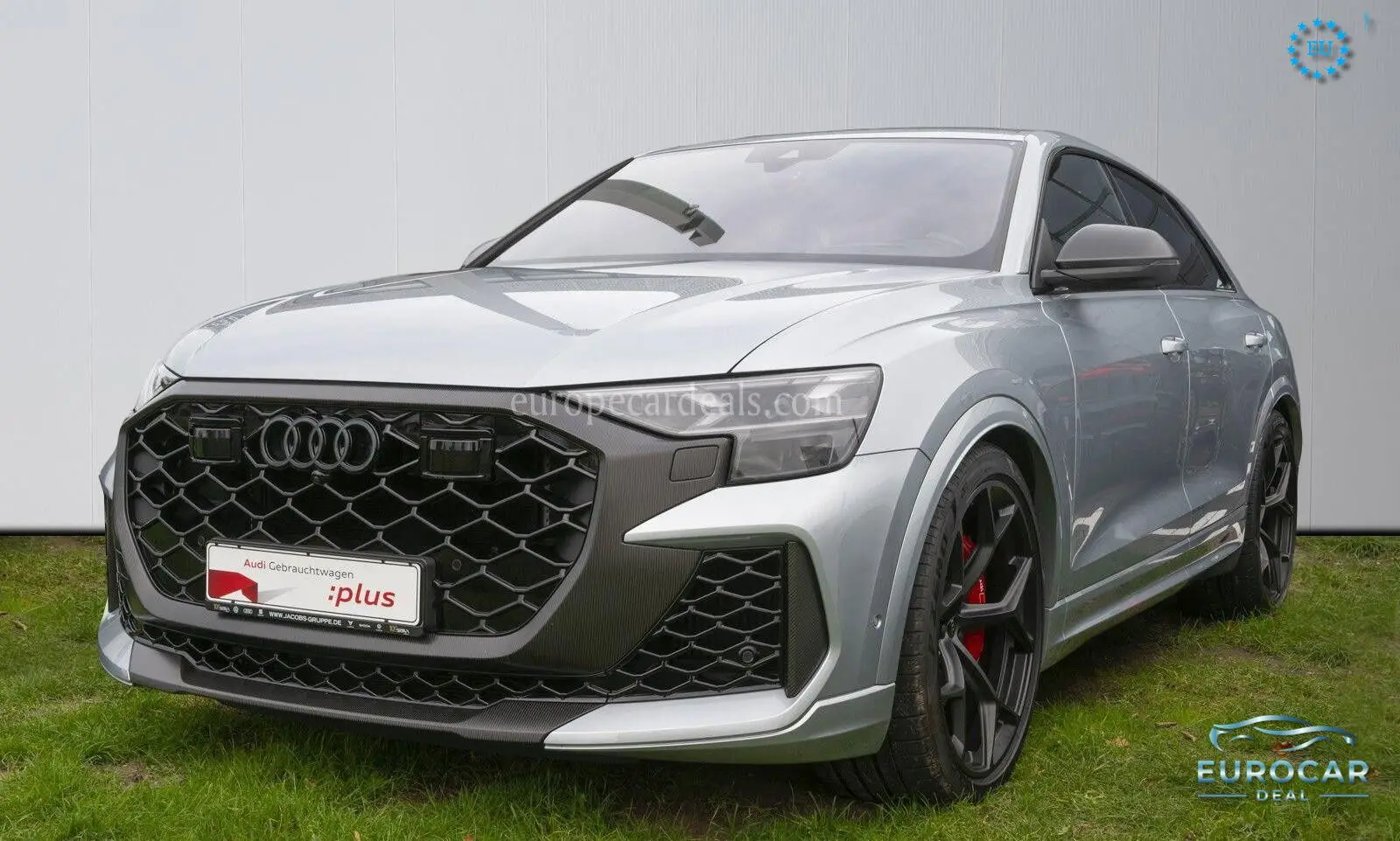 Audi RSQ8