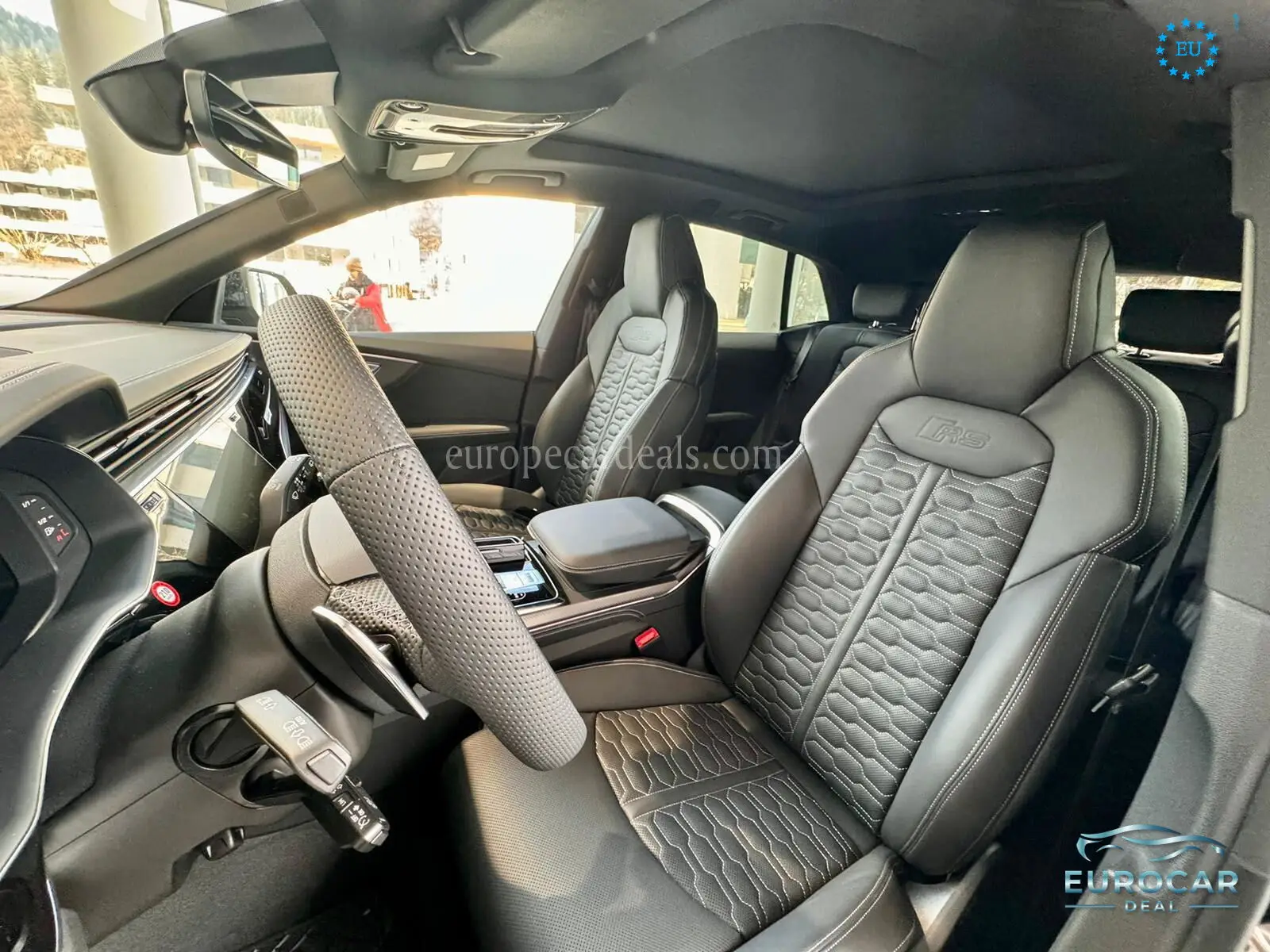 Audi RSQ8