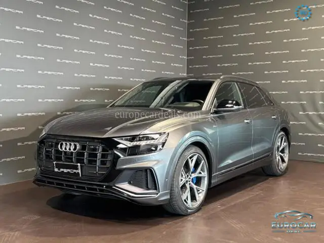 Audi Q8