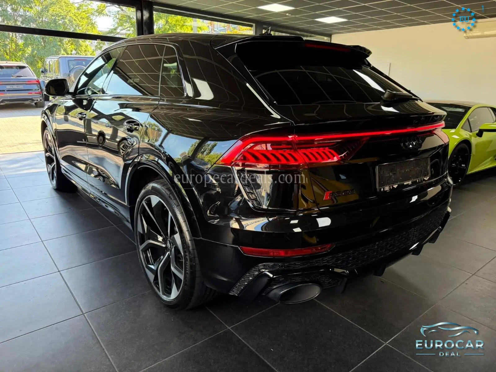 Audi RSQ8