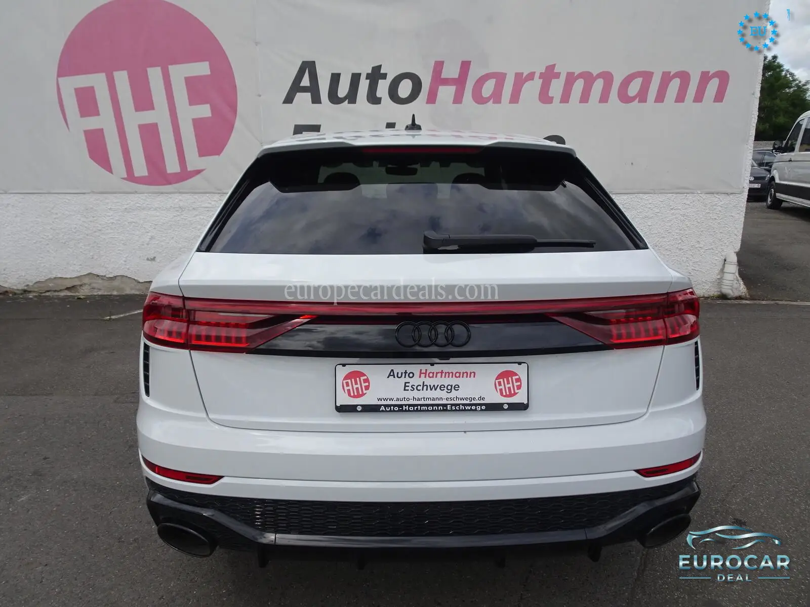 Audi RSQ8