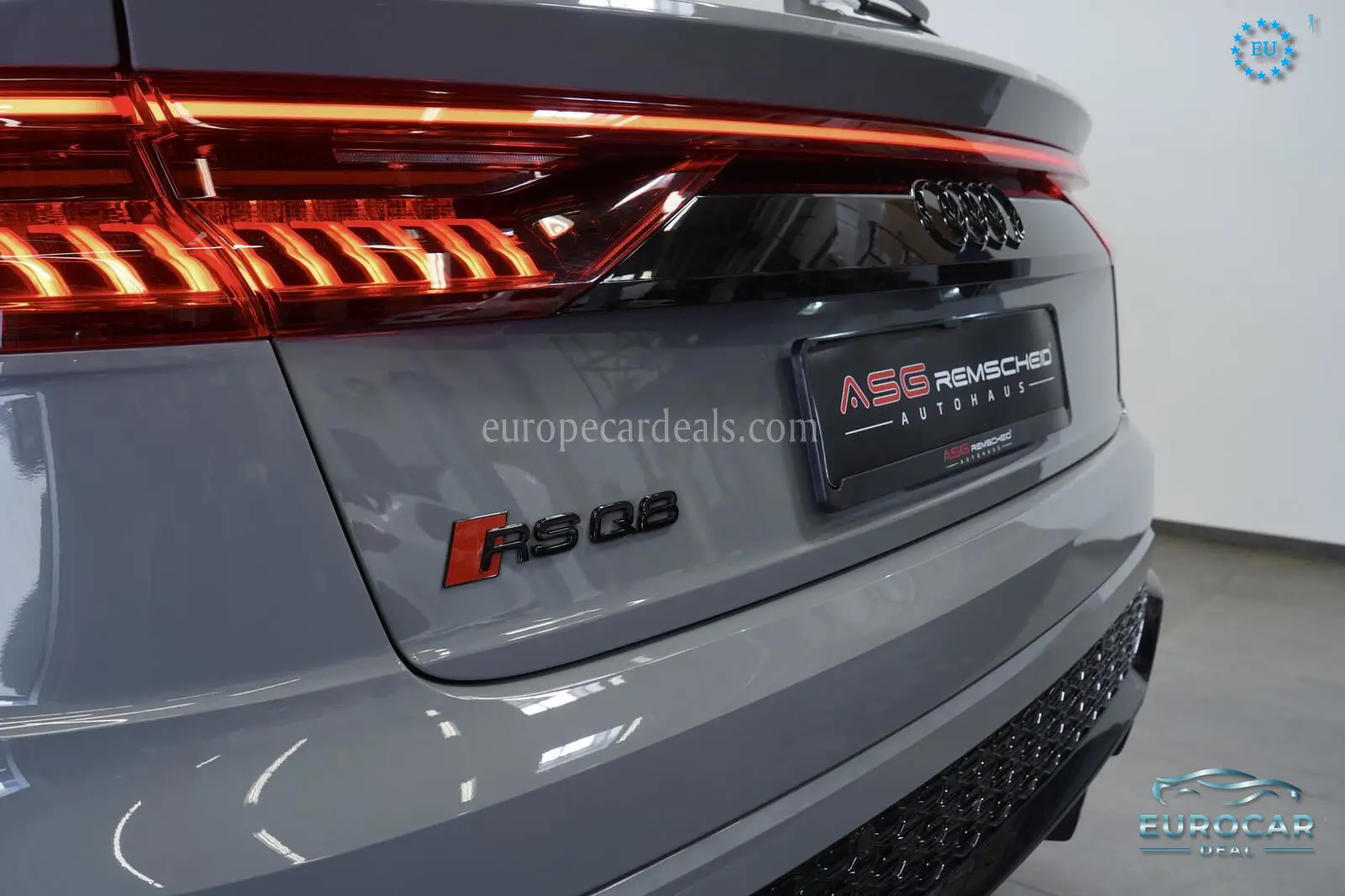 Audi RSQ8