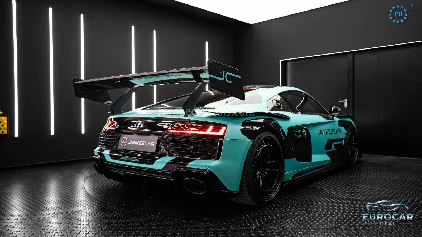 Audi R8