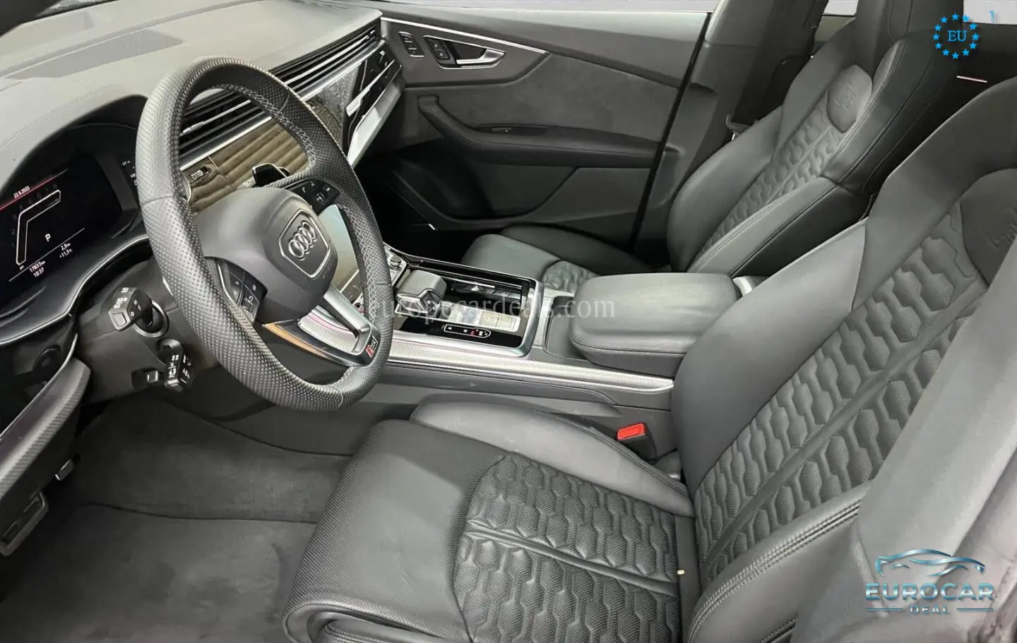 Audi RSQ8