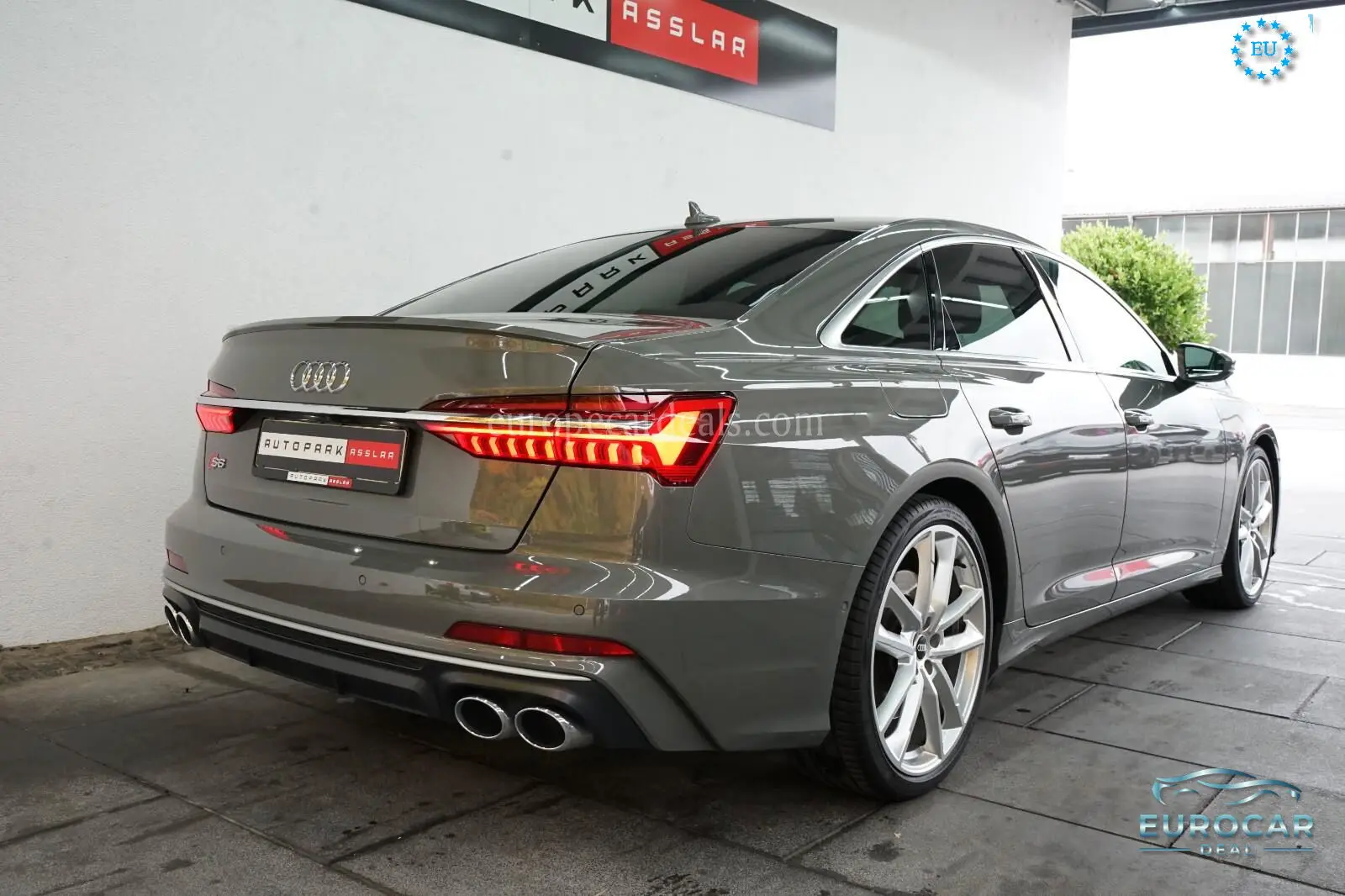 Audi S6
