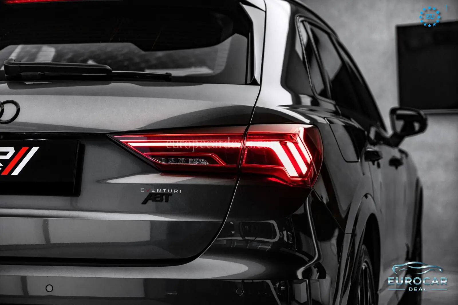 Audi RSQ3