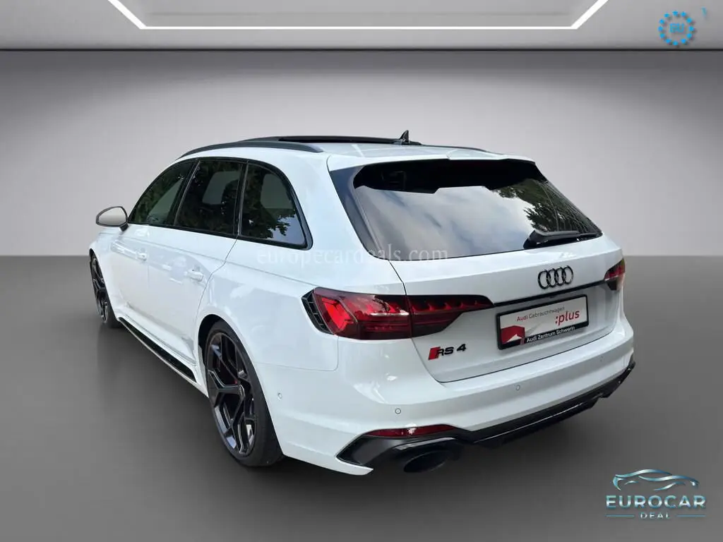 Audi RS4