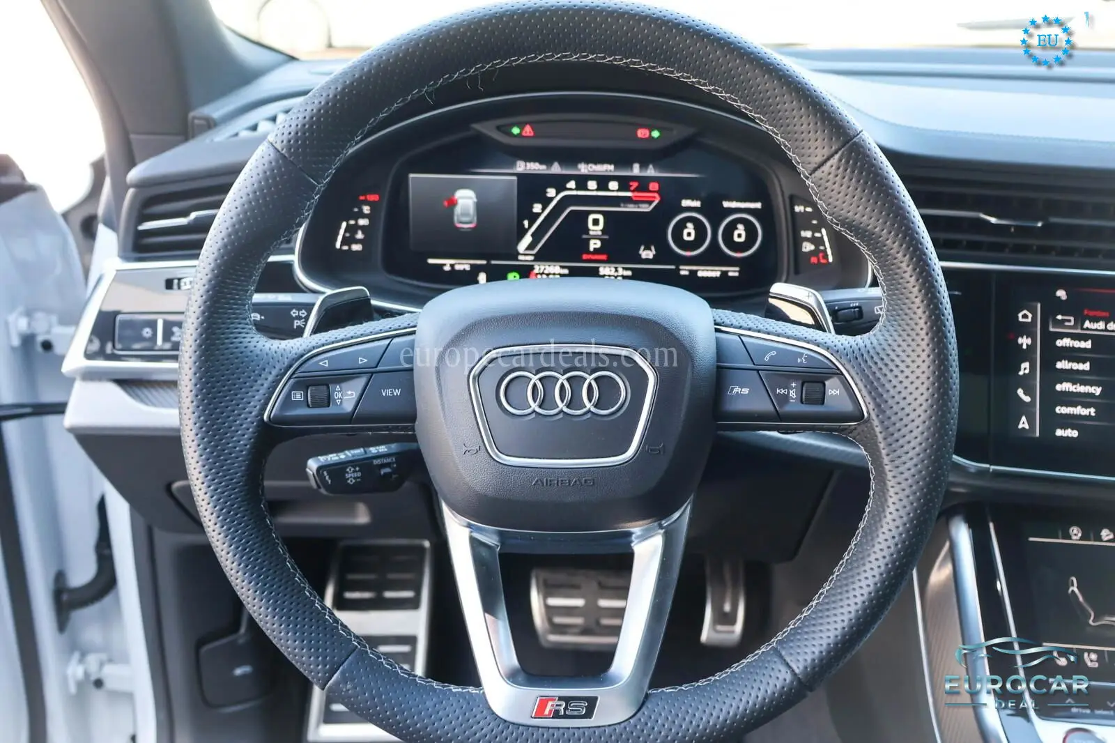 Audi RSQ8