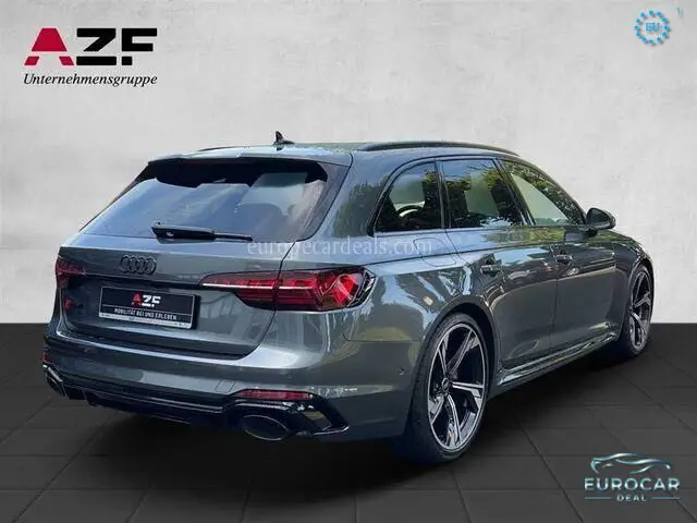 Audi RS4