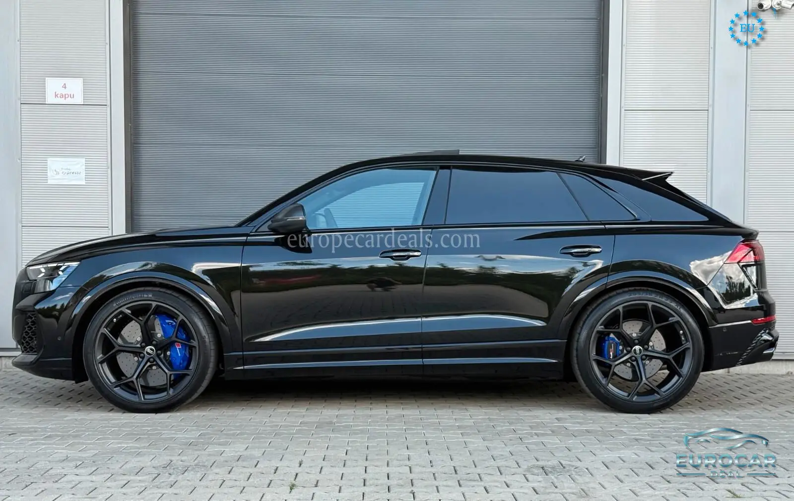 Audi RSQ8