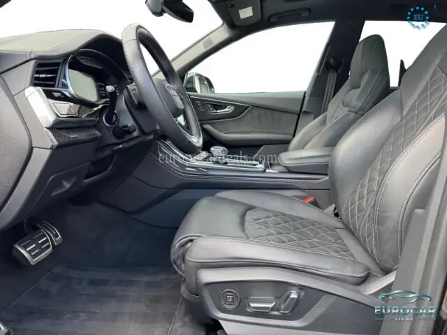 Audi SQ8