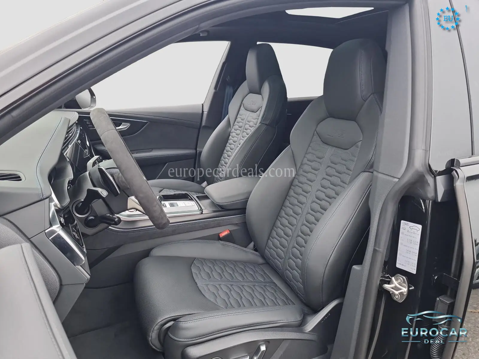Audi RSQ8