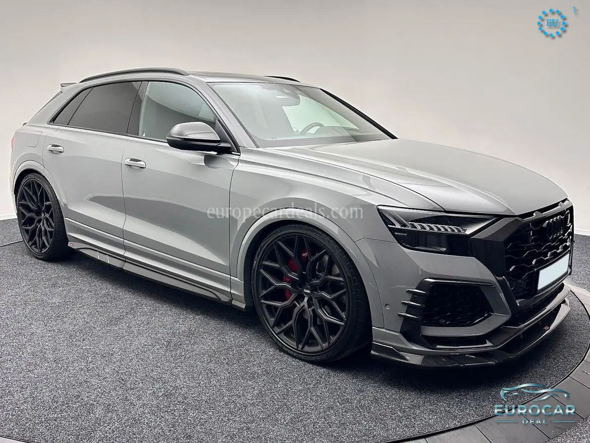 Audi RSQ8