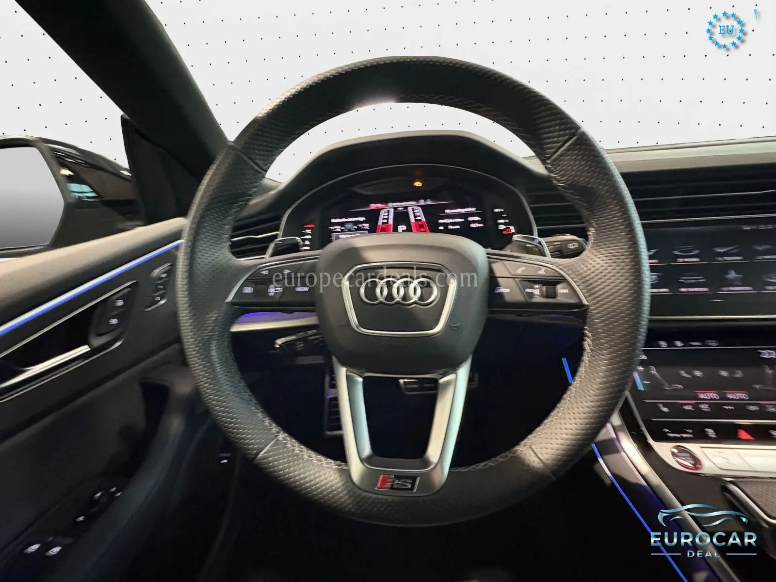 Audi RSQ8