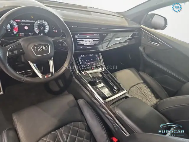 Audi SQ8