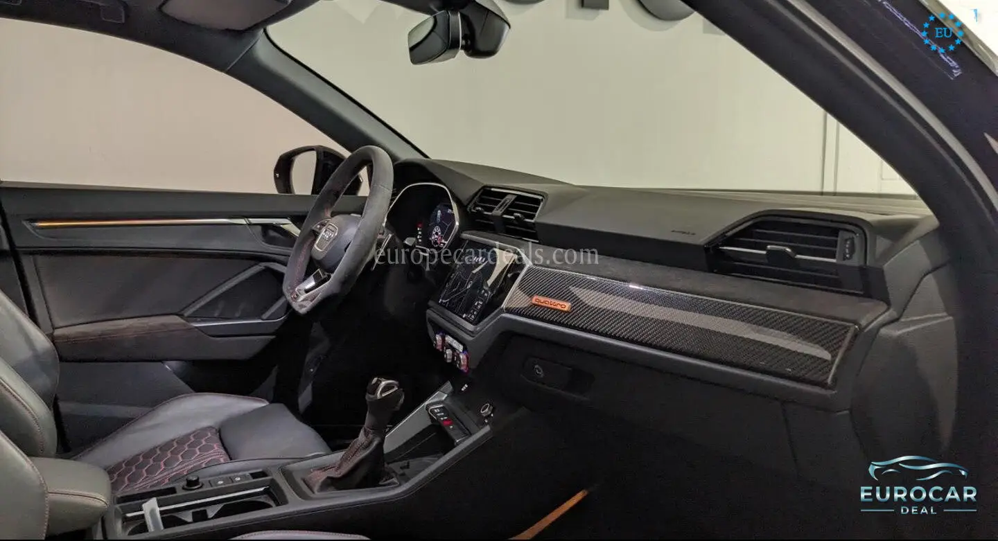 Audi RSQ3