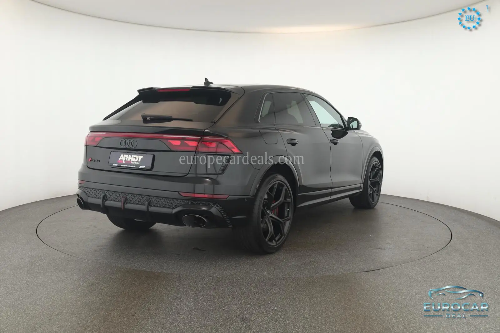 Audi RSQ8