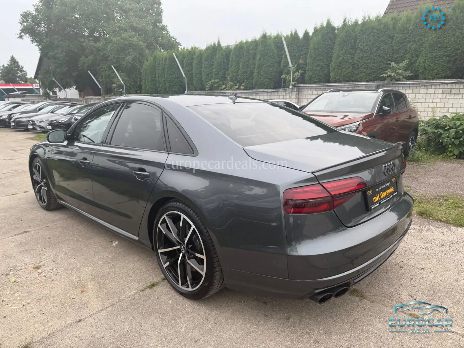 Audi S8