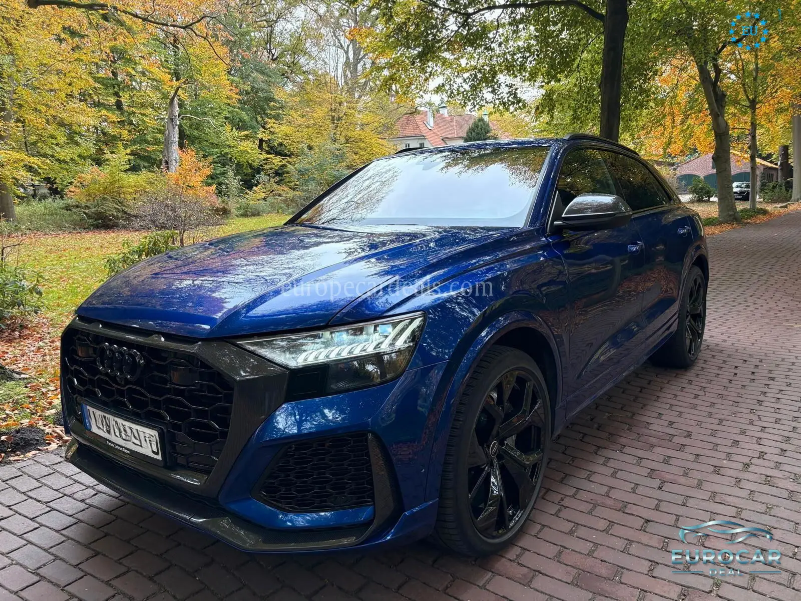Audi RSQ8