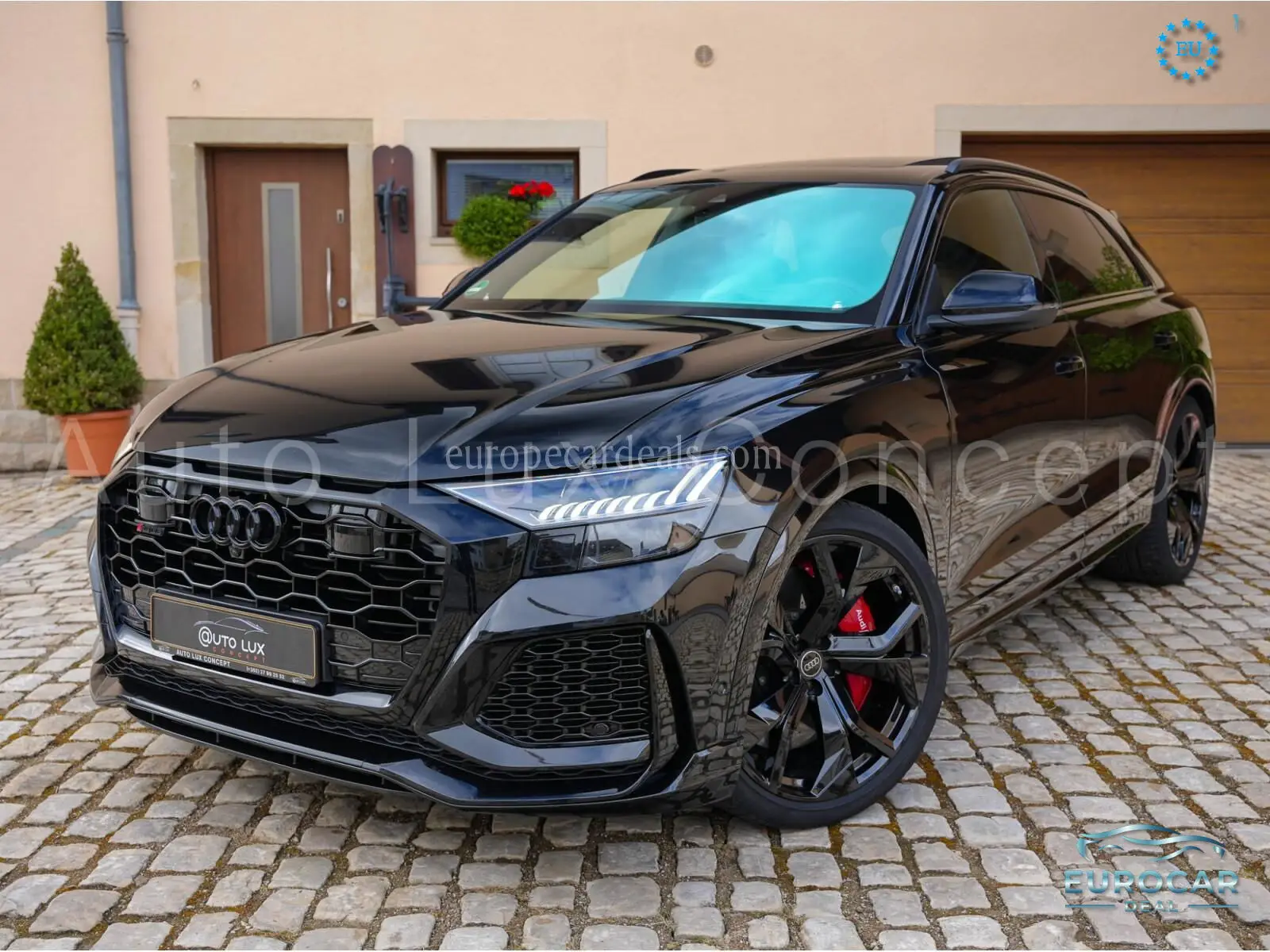 Audi RSQ8