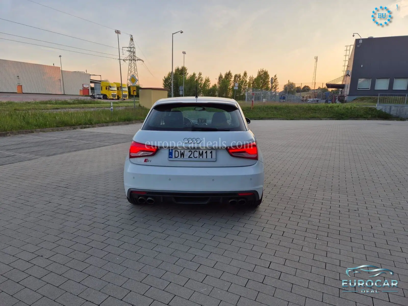 Audi S1