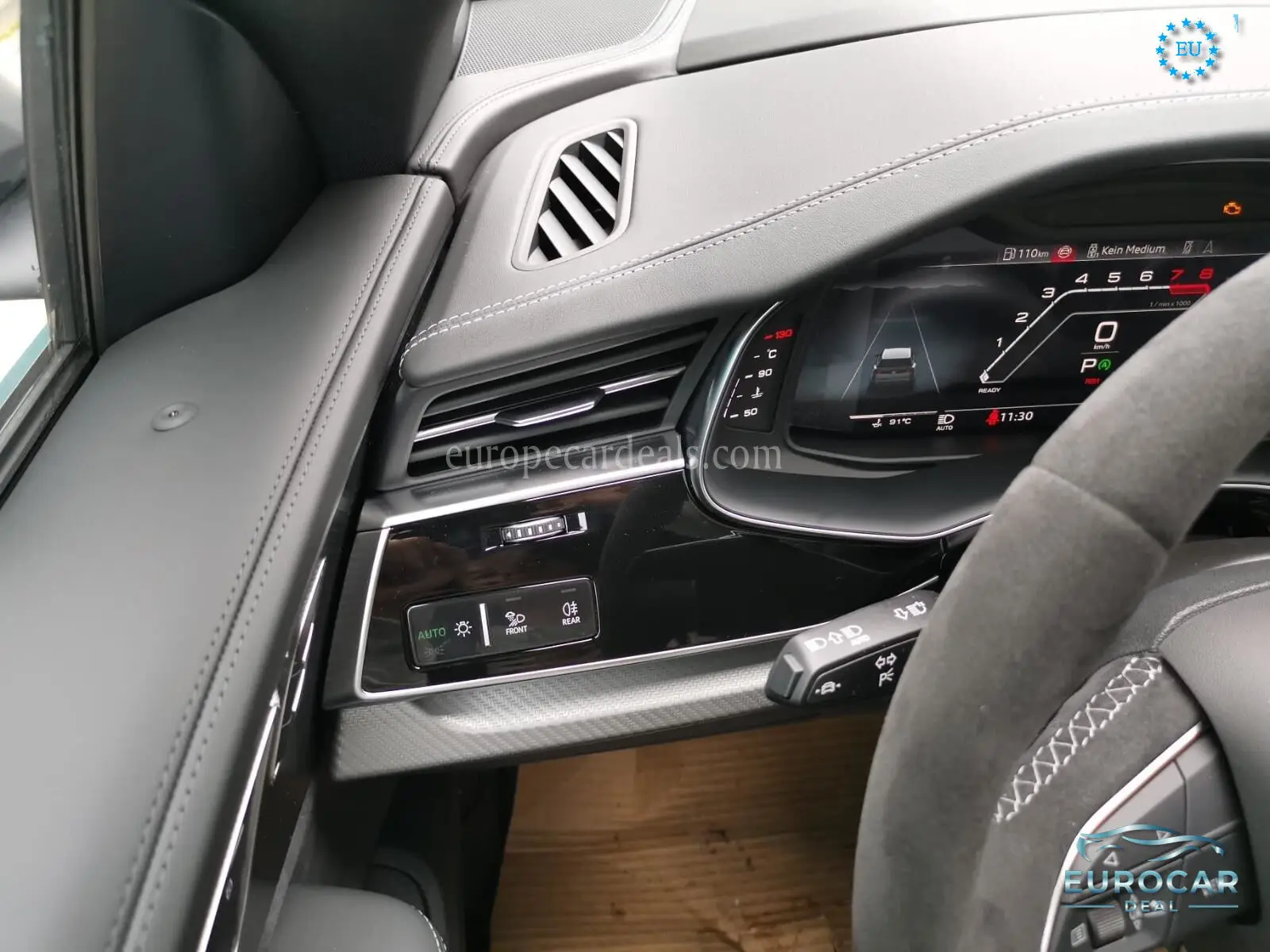 Audi RSQ8