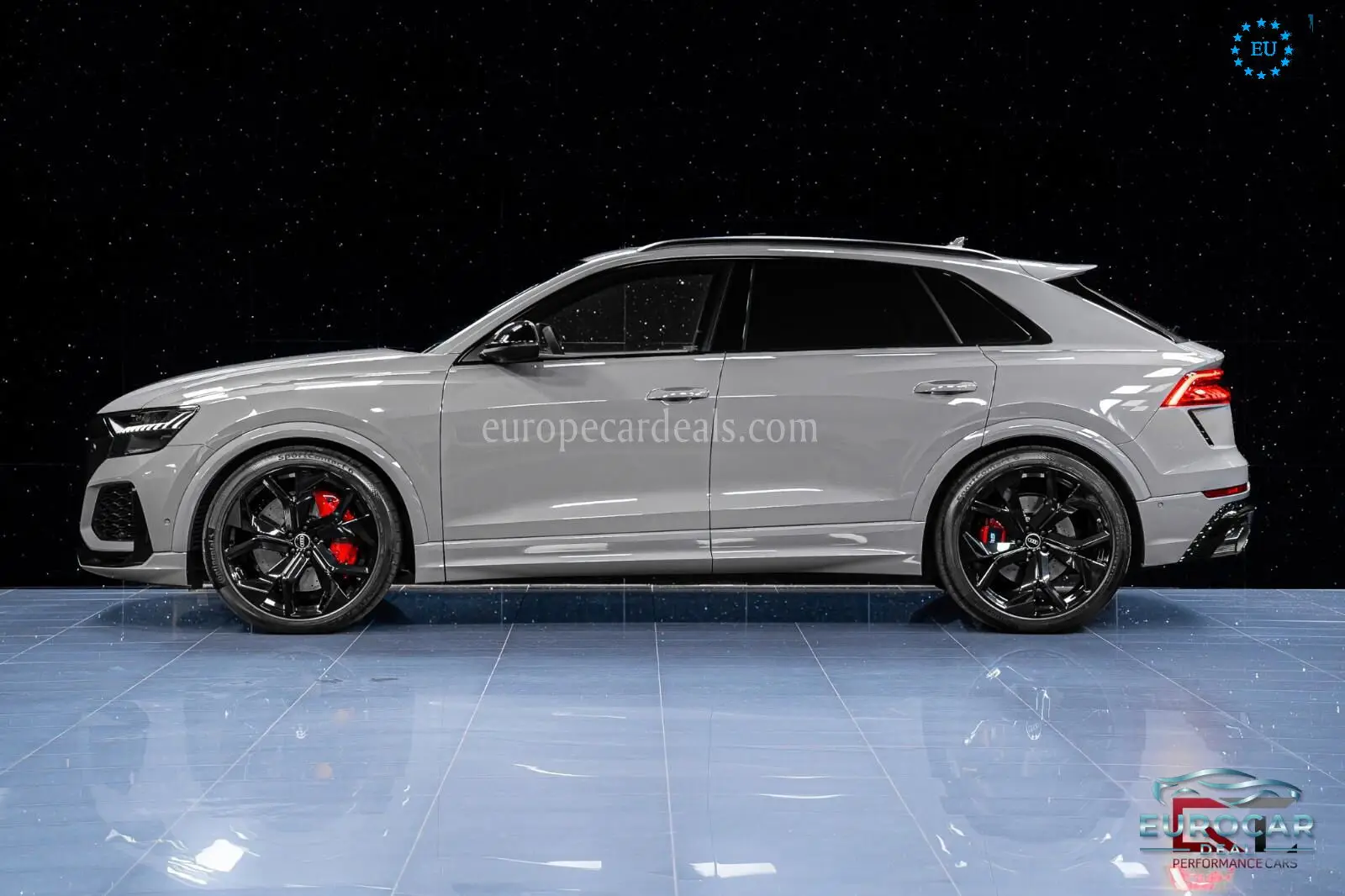 Audi RSQ8