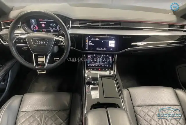 Audi S8