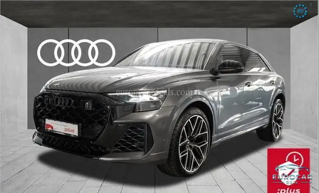 Audi RSQ8