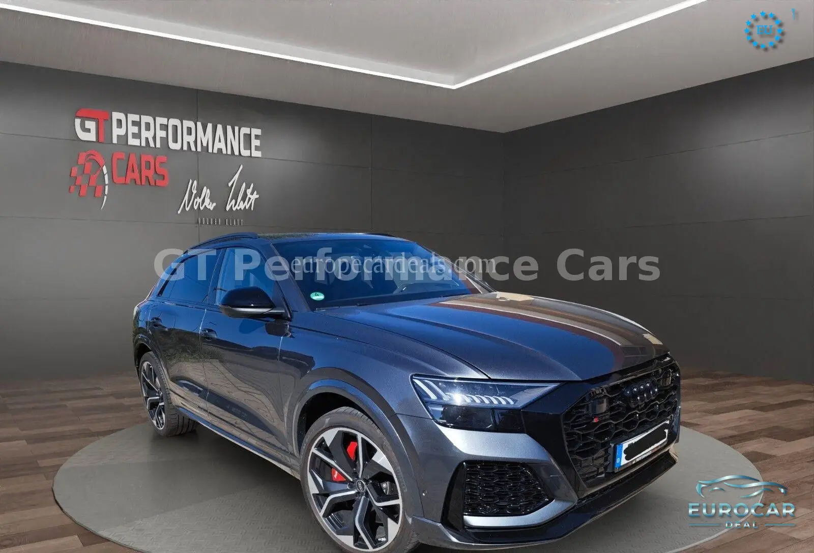 Audi RSQ8