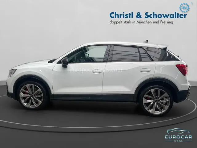 Audi SQ2
