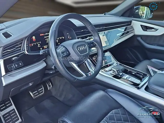Audi SQ8